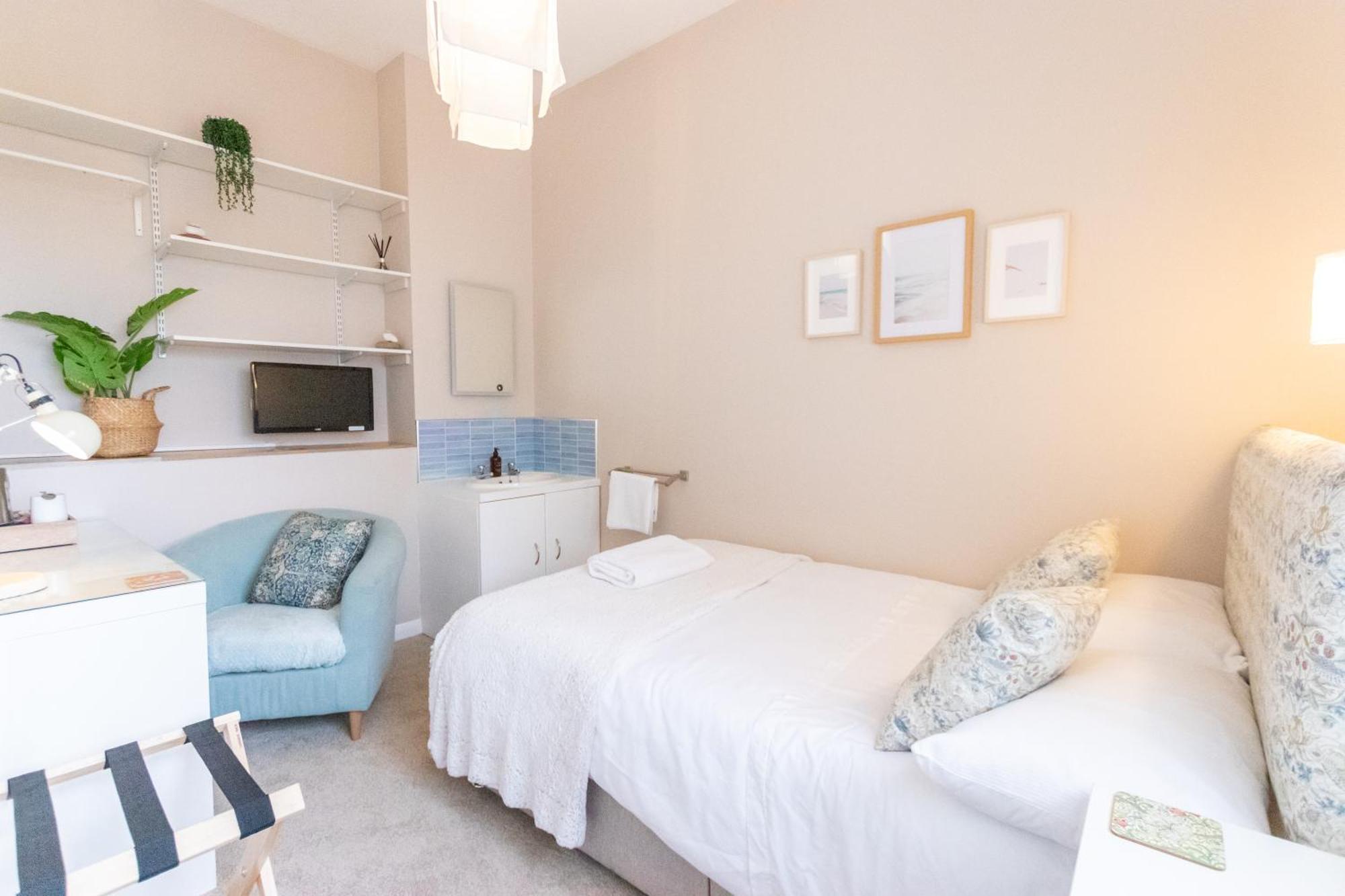 Отель Poole Park House Экстерьер фото
